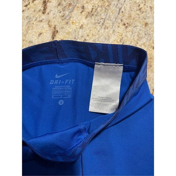 2 pairs Boys compression shorts, blue and white, youth small - Picture 3 of 5